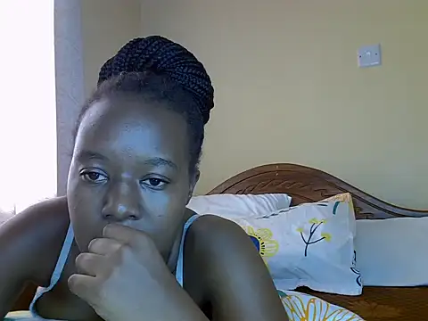 Snapshot of Oliviia_ chatting on 01-11-25, 07:28 Oliviia  online show from 01-11-25, 07:28