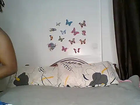 Snapshot of Oliviia_ chatting on 09-08-25, 04:39 Oliviia  online show from 09-08-25, 04:39