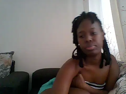 Snapshot of Oliviia_ chatting on 09-09-25, 02:16 Oliviia  online show from 09-09-25, 02:16