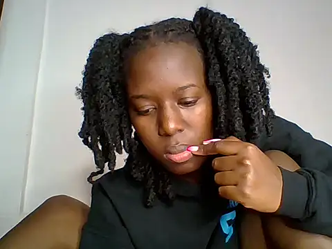 Snapshot of Oliviia_ chatting on 09-18-25, 07:49 Oliviia  online show from 09-18-25, 07:49
