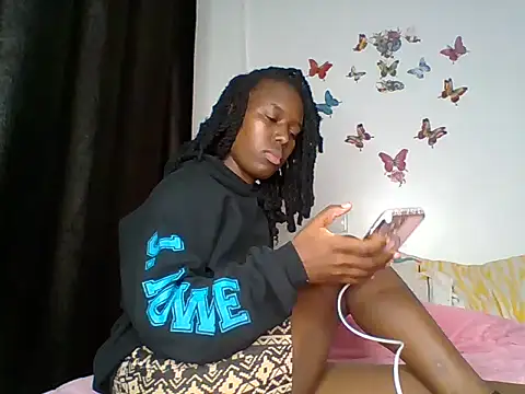 Snapshot of Oliviia_ chatting on 10-03-25, 05:32 Oliviia  online show from 10-03-25, 05:32
