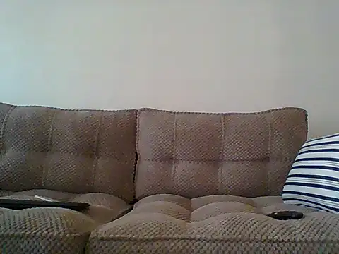 Snapshot of Oliviia_ chatting on 10-20-25, 05:19 Oliviia  online show from 10-20-25, 05:19
