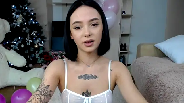 Snapshot of AlmaSquirt chatting on 12-15-24, 06:29 AlmaSquirt online show from 12-15-24, 06:29