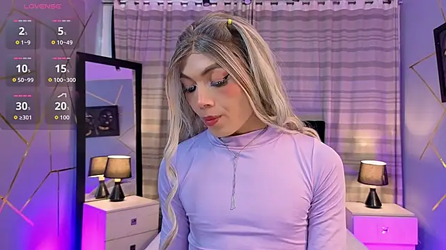 Megan Do Santos online show from 11-26-25, 08:43