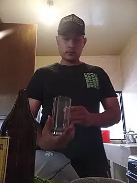 Snapshot of Zordomud0 chatting on 02-08-26, 07:39 Zordomud0 online show from 02-08-26, 07:39