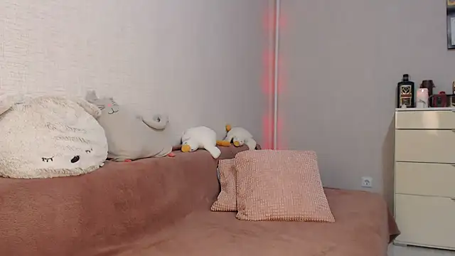 lovely hayley online show from 02-05-25, 09:40