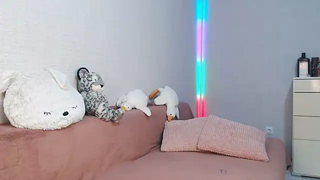 lovely hayley online show from 02-04-26, 09:53