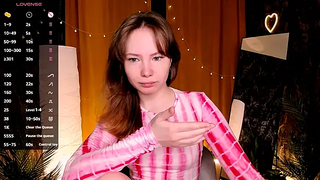 Snapshot of LanaBlu_ chatting on 07-26-26, 02:20 LanaBlu online show from 07-26-26, 02:20