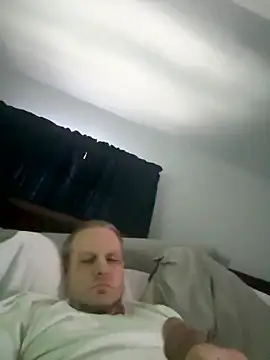 Snapshot of VixyGang chatting on 01-16-26, 06:23 VixyGang online show from 01-16-26, 06:23