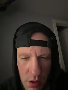 Snapshot of VixyGang chatting on 02-15-26, 09:19 VixyGang online show from 02-15-26, 09:19