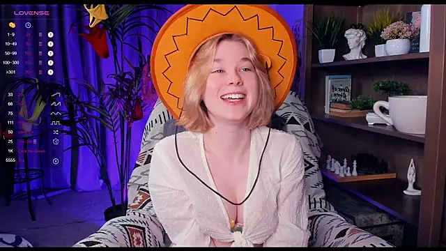 PollyHathor online show from 12-27-24, 03:42