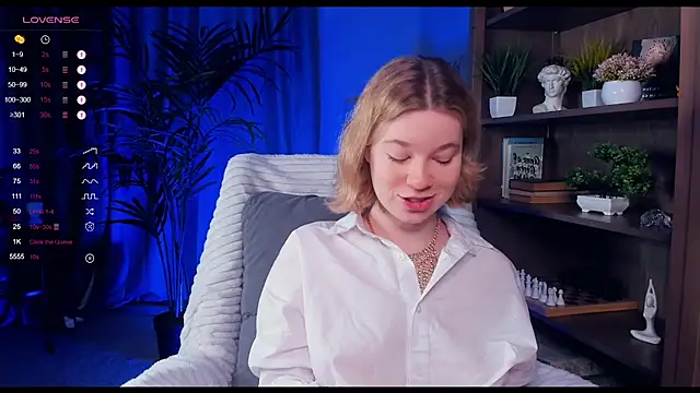 PollyHathor online show from 01-12-25, 09:29