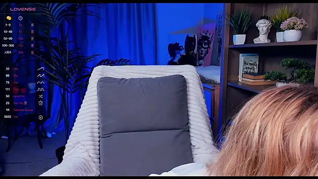PollyHathor online show from 01-14-25, 09:30