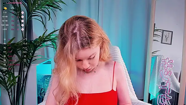 PollyHathor online show from 02-10-25, 09:36