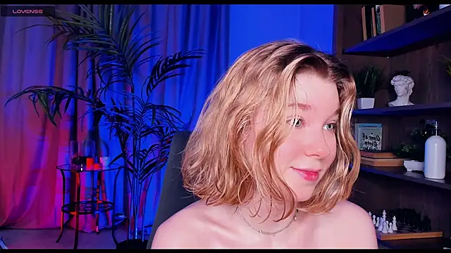 PollyHathor online show from 03-02-25, 01:47