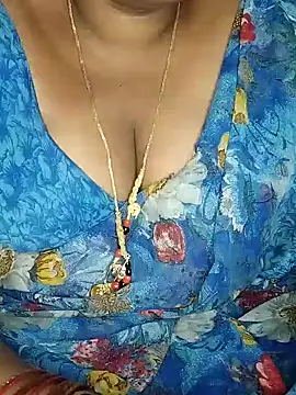 Snapshot of Latha-Hyd chatting on 10-03-25, 11:40 Latha-Hyd online show from 10-03-25, 11:40