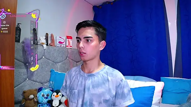 OwenBluee online show from 09-25-25, 10:57