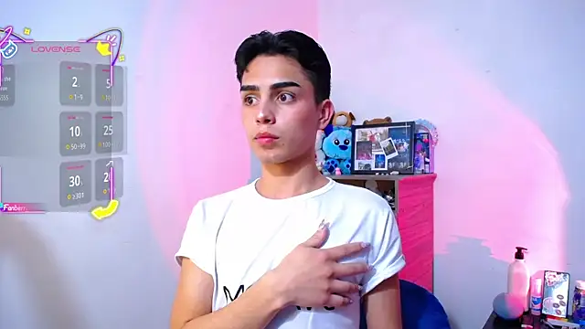 OwenBluee online show from 11-19-25, 06:08