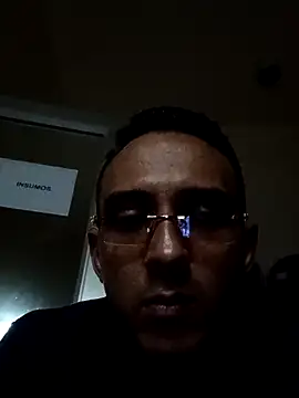 Snapshot of paisa233 chatting on 11-20-25, 09:36 paisa233 online show from 11-20-25, 09:36