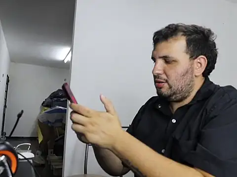 zekefotoslive online show from 02-25-26, 01:15