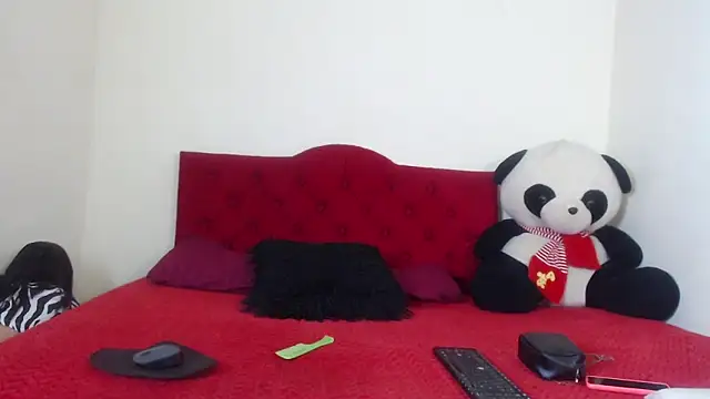 Luluu 08 online show from 02-06-25, 02:04