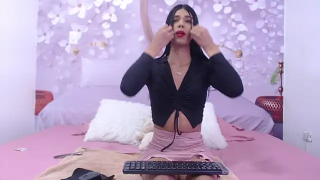 Luluu 08 online show from 09-23-25, 06:55