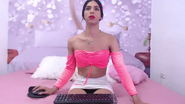 Luluu 08 online show from 09-24-25, 06:55