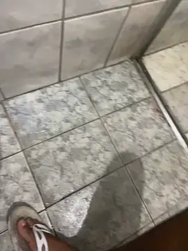 Snapshot of gomespauz chatting on 12-20-24, 01:03 gomespauz online show from 12-20-24, 01:03