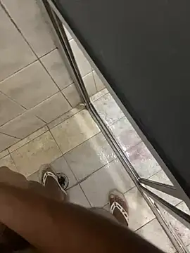 Snapshot of gomespauz chatting on 01-27-25, 10:38 gomespauz online show from 01-27-25, 10:38