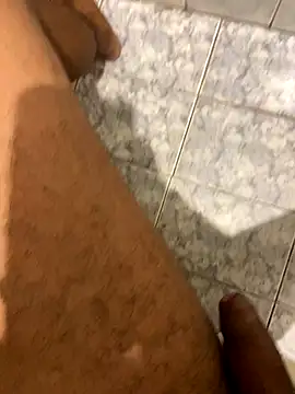 Snapshot of gomespauz chatting on 10-18-25, 12:35 gomespauz online show from 10-18-25, 12:35