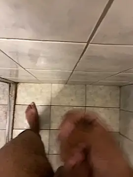 Snapshot of gomespauz chatting on 10-30-25, 02:13 gomespauz online show from 10-30-25, 02:13