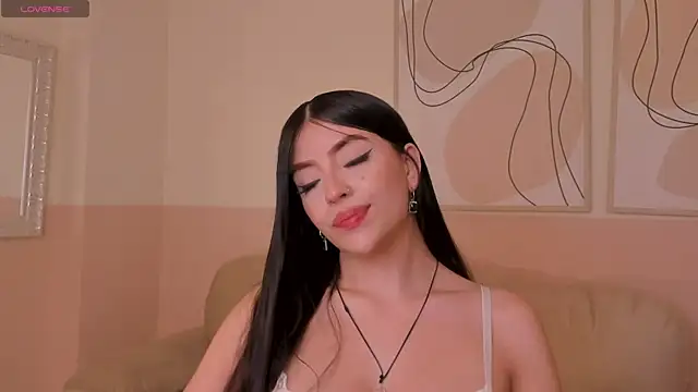 ValeriaRiveraX online show from 12-14-24, 06:46