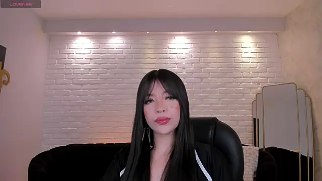 ValeriaRiveraX online show from 11-27-25, 06:15