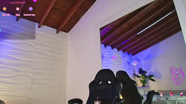 Snapshot of mariablonde_ chatting on 01-17-25, 03:32 mariablonde online show from 01-17-25, 03:32