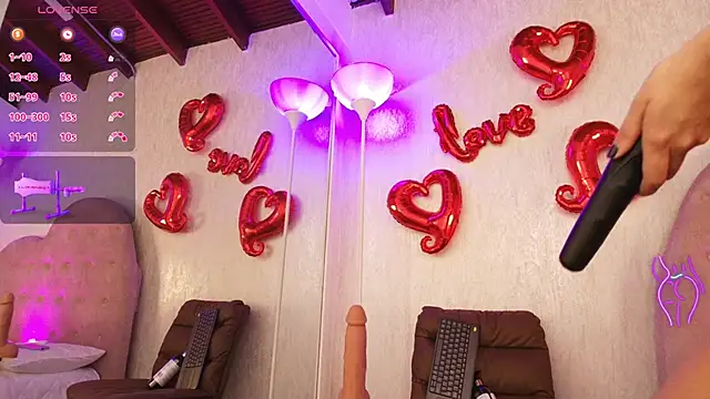 Snapshot of mariablonde_ chatting on 02-04-25, 12:22 mariablonde online show from 02-04-25, 12:22