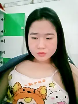 Snapshot of Sahara-lovexoxo chatting on 02-16-25, 06:32 Sahara-lovexoxo online show from 02-16-25, 06:32