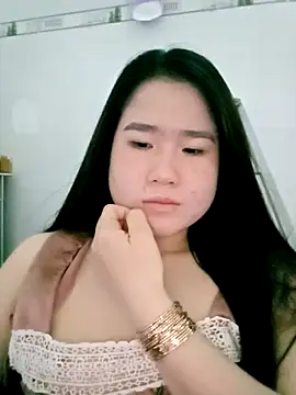 Snapshot of Sahara-lovexoxo chatting on 02-28-25, 01:58 Sahara-lovexoxo online show from 02-28-25, 01:58