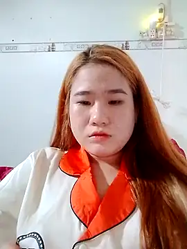 Snapshot of Sahara-lovexoxo chatting on 10-21-25, 01:39 Sahara-lovexoxo online show from 10-21-25, 01:39