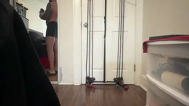 WyattBBC online show from 12-17-25, 08:37