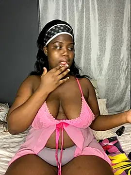 Snapshot of HornyxLadie chatting on 10-22-25, 12:22 HornyxLadie online show from 10-22-25, 12:22