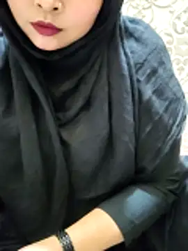 Indian-Nazia online show from 04-18-26, 07:18