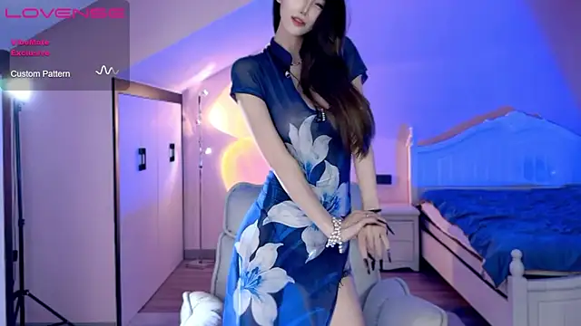 JoooJo  online show from 07-25-26, 11:57