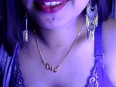 akshara thakur9 online show from 03-05-25, 07:27