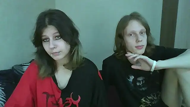 Snapshot of Crystal_Love_Porn chatting on 11-17-25, 10:59 Crystal Love Porn online show from 11-17-25, 10:59