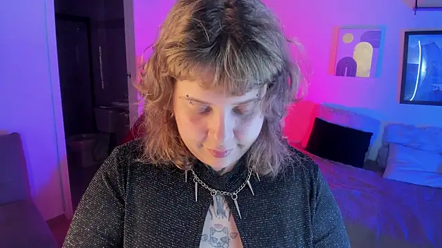 Snapshot of Sabrina_scarlett chatting on 09-20-25, 04:46 Sabrina scarlett online show from 09-20-25, 04:46