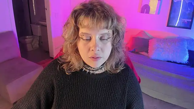 Snapshot of Sabrina_scarlett chatting on 10-08-25, 05:05 Sabrina scarlett online show from 10-08-25, 05:05