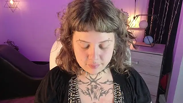 Sabrina scarlett online show from 10-29-25, 04:37