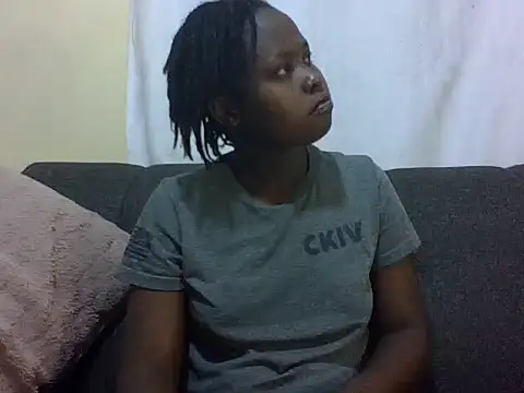 Sweetcecie01 online show from 03-14-26, 09:09