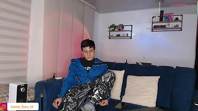 ashely ryan24 online show from 04-08-26, 12:21