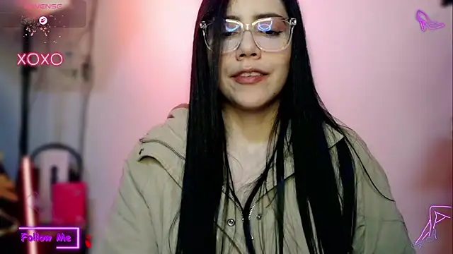 LauGrayJ online show from 11-20-25, 05:40